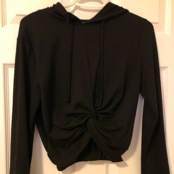 Ardene Tops - Cropped sweater